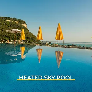 4* Hotel Sky Pool Sole
